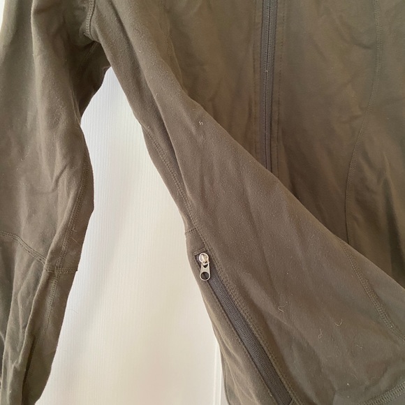 LULULEMON Running Jacket, Size 4 - Picture 3 of 6